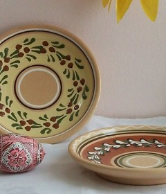 Тарелки